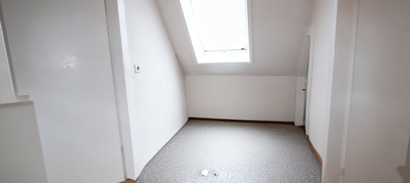 3 rooms House in Steinburg, Germany No. 12010 6