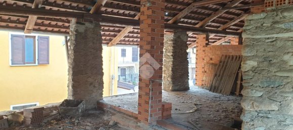 2 bedrooms House in Busano, Italy No. 124687 4