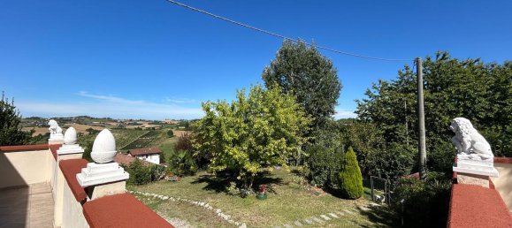 4 bedrooms House in Portacomaro, Italy No. 279720 26