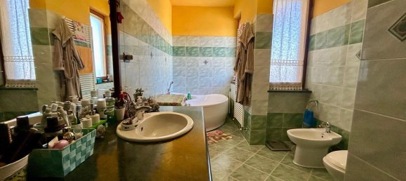 4 bedrooms House in Portacomaro, Italy No. 279720 24