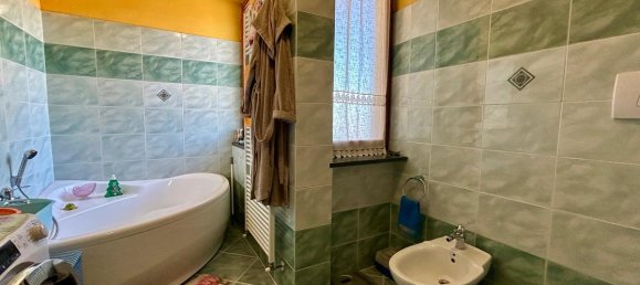 4 bedrooms House in Portacomaro, Italy No. 279720 2