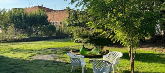 6 غرف نوم فيلا في Alessandria, Italy رقم 371077 7