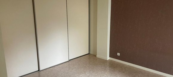3 bedrooms Apartment in Chalons-en-Champagne, France No. 63612 3