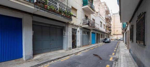 Gewerbliche Immobilie in Granada, Spain 98m², Nr. 180713 2
