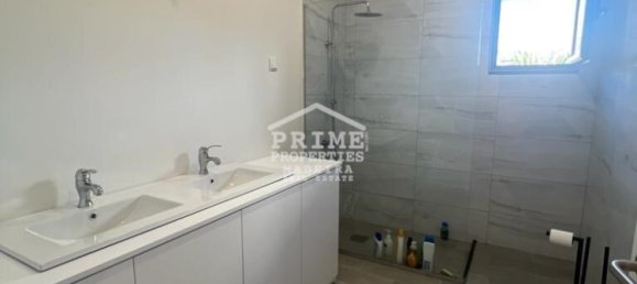 3 bedrooms Villa in Funchal, Portugal No. 145888 6