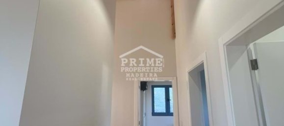 3 bedrooms Villa in Funchal, Portugal No. 145888 9