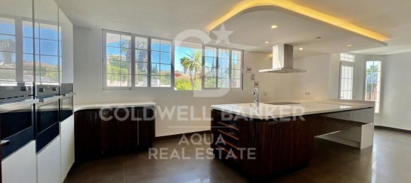 6 Schlafzimmer Haus in Alicante, Spain, Nr. 78410 21