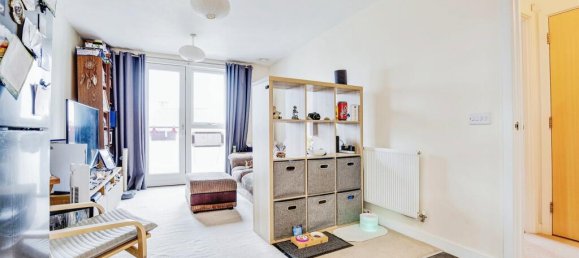 1 bedroom Apartment in Harrow, United Kingdom No. 6397 11