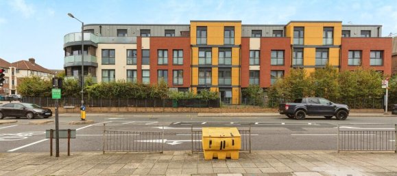 1 bedroom Apartment in Harrow, United Kingdom No. 6397 5