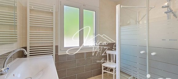 Casa de 4 dormitorios en Crepy-en-Valois, France No. 325530 12