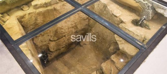 Apartamento de 3 dormitorios en Ciudad Vieja, Spain No. 182356 44