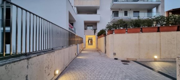 5 rooms Apartment in Caserta, Italy No. 136602 41