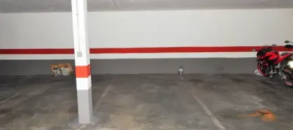 25m² Garage in Valladolid, Spain No. 92355 6