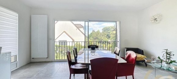 4 bedrooms House in Houilles, France No. 165621 5