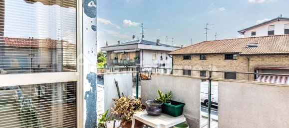 3 chambres Appartement à Carugo, Italy No. 320710 11