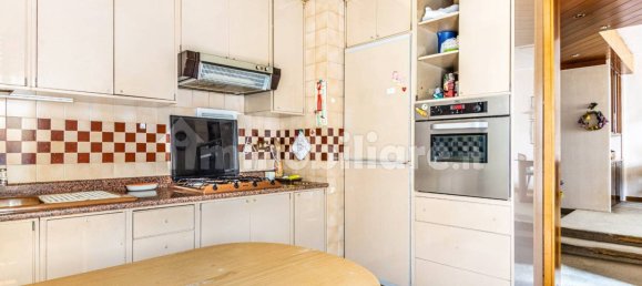 3 chambres Appartement à Carugo, Italy No. 320710 10