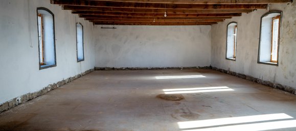 Casa de 12 dormitorios en Nozieres, France No. 208603 17