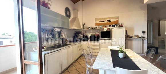 Apartamento T2 em Empoli, Italy N.º 328844 10