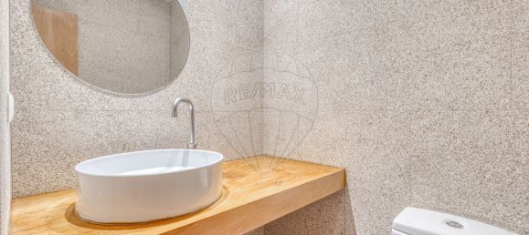 4 bedrooms House in Matosinhos, Portugal No. 187735 17