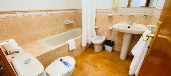 1 bedroom Apartment in San Eugenio, Spain No. 9821 2