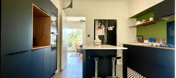 Casa de 3 dormitorios en Saintes, France No. 319892 2