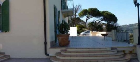 21 room Villa in Camporosso, Italy No. 301132 34