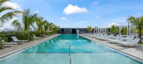 4 Schlafzimmer Wohnung in Miami, USA, Nr. 615407 3