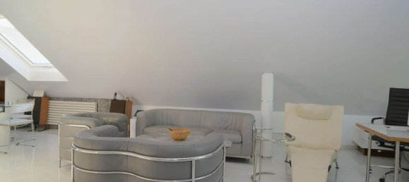 Квартира с 2 спальнями в Фрайбург им Брайсгау, Германия № 230635 3