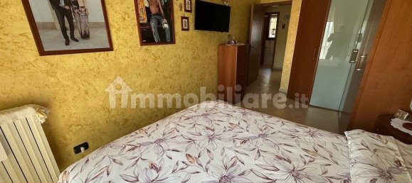 2 Schlafzimmer Wohnung in Limbiate, Italy, Nr. 316395 18