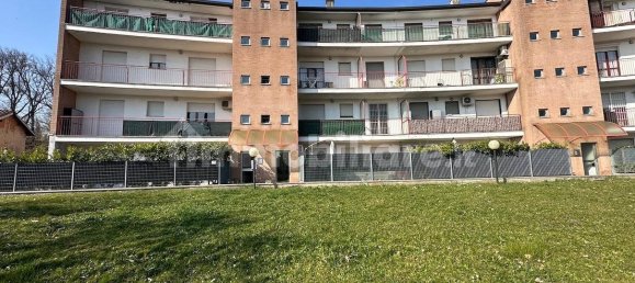 2 Schlafzimmer Wohnung in Limbiate, Italy, Nr. 316395 19
