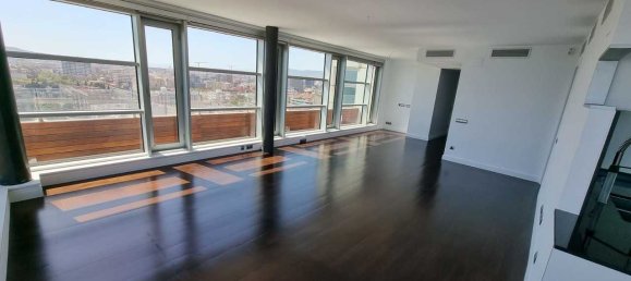 2 bedrooms Penthouse in Barcelona, Spain No. 3359 6