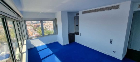 2 bedrooms Penthouse in Barcelona, Spain No. 3359 18