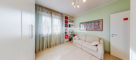 4 bedrooms Apartment in Modena, Italy No. 353656 20