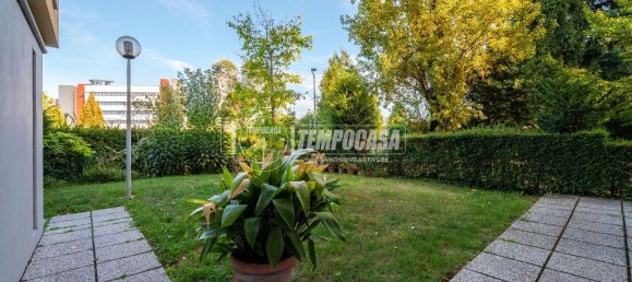 4 bedrooms Apartment in Modena, Italy No. 353656 31