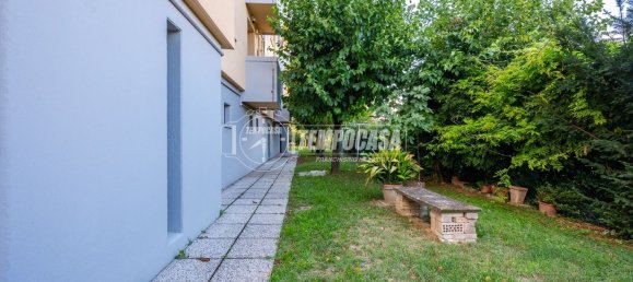 4 bedrooms Apartment in Modena, Italy No. 353656 28