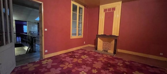 Замки и поместья с 4 спальнями в Сент-Фуа-ла-Гранд, Франция № 335689 10