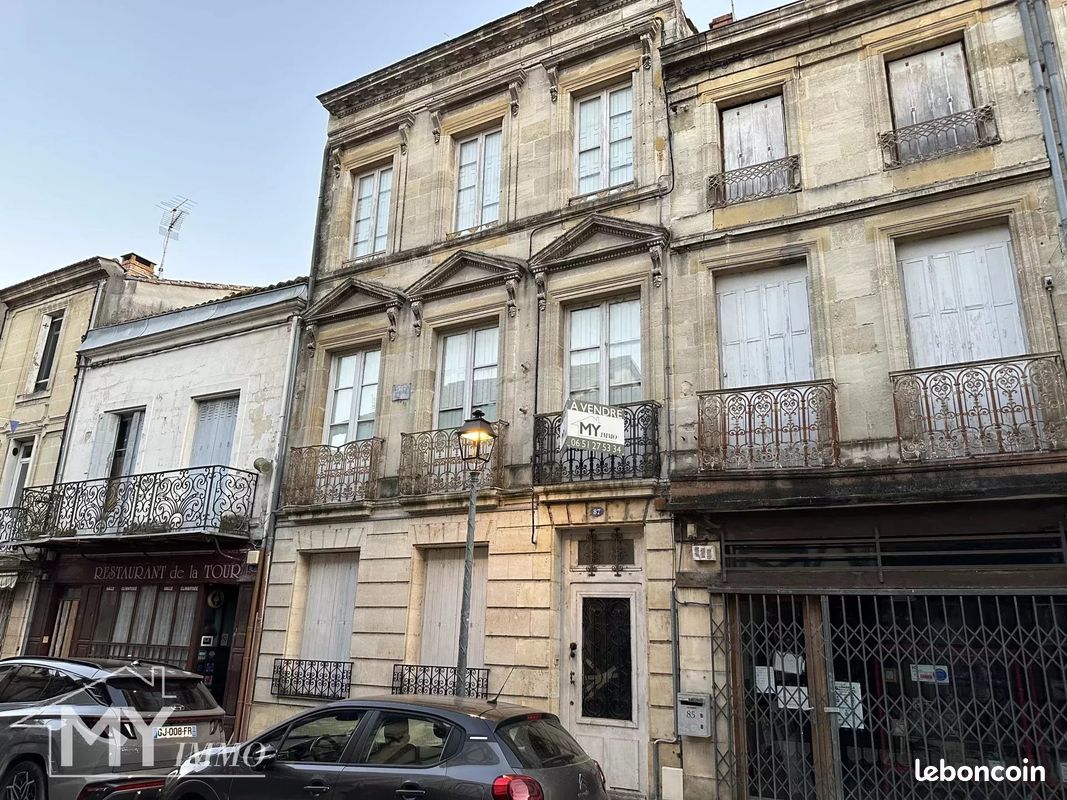 Замки и поместья с 4 спальнями в Сент-Фуа-ла-Гранд, Франция № 335689