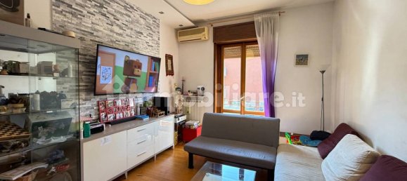 2 Schlafzimmer Wohnung in Piacenza, Italy, Nr. 345752 3