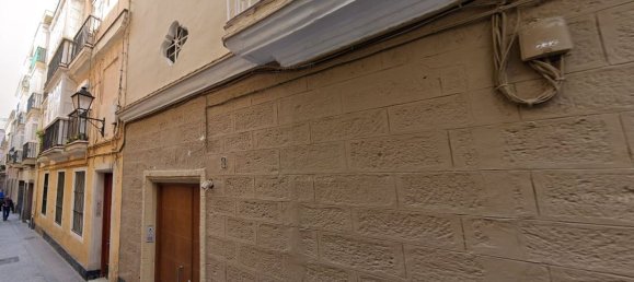 Apartamento de 3 dormitorios en Cádiz, Spain No. 157705 3