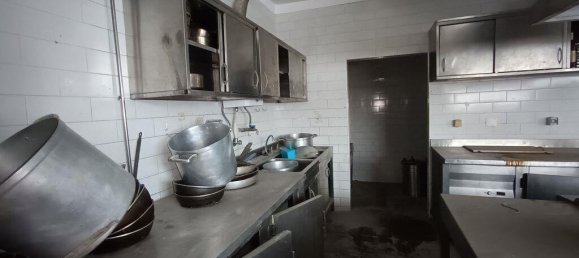 Коммерческая недвижимость 384м² в Оэйраш, Португалия № 113601 24