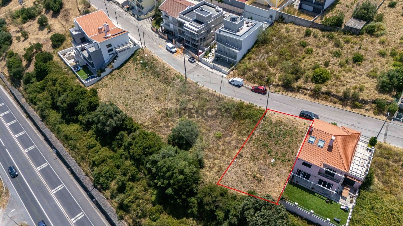  Land in Loures, Portugal No. 250961