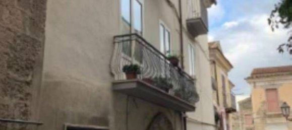 3 rooms Apartment in Sessa Aurunca, Italy No. 284784 8