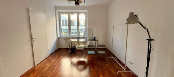 3-salle Appartement à Alsergrund, Austria No. 207715 3
