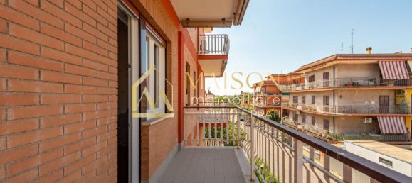 3 bedrooms Apartment in Rome, Italy No. 321097 24