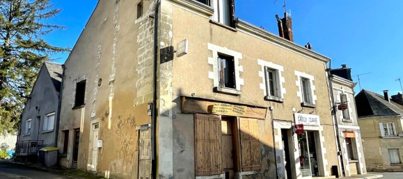 16 rooms Building in Nazelles-Negron, France No. 95219 3