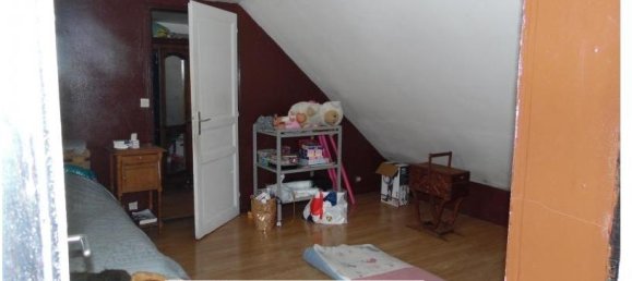 5-Zimmer Haus in Honnechy, France, Nr. 240064 8