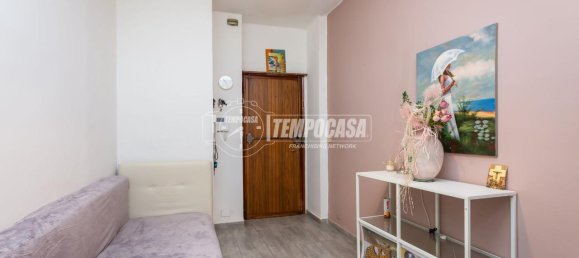 Apartamento de 2 habitaciónes en Turin, Italy No. 31825 6