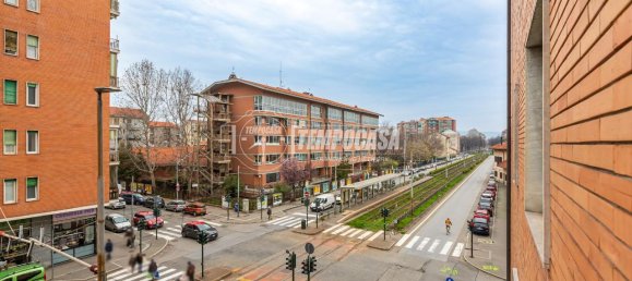 Apartamento de 2 habitaciónes en Turin, Italy No. 31825 29