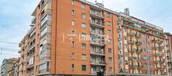 Apartamento de 2 habitaciónes en Turin, Italy No. 31825 13