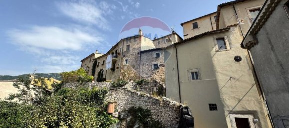 3 Schlafzimmer Wohnung in Barrea, Italy, Nr. 348160 21